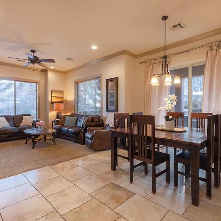 D5-Coral Springs Poolside-Ground Floor 3-Bedroom Hillside View هوريكاين الغرفة الصورة