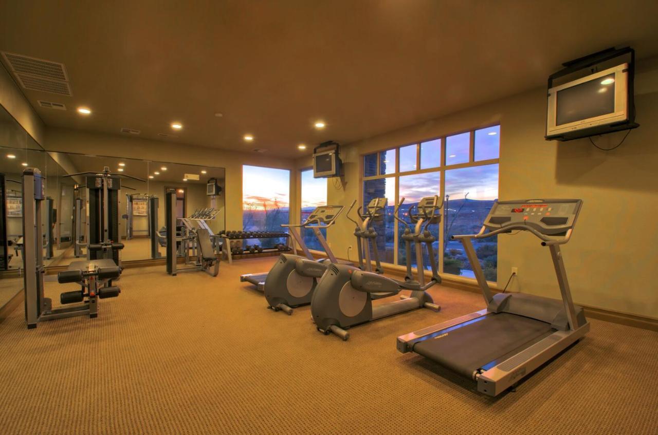 D5-Coral Springs Poolside-Ground Floor 3-Bedroom Hillside View هوريكاين الغرفة الصورة
